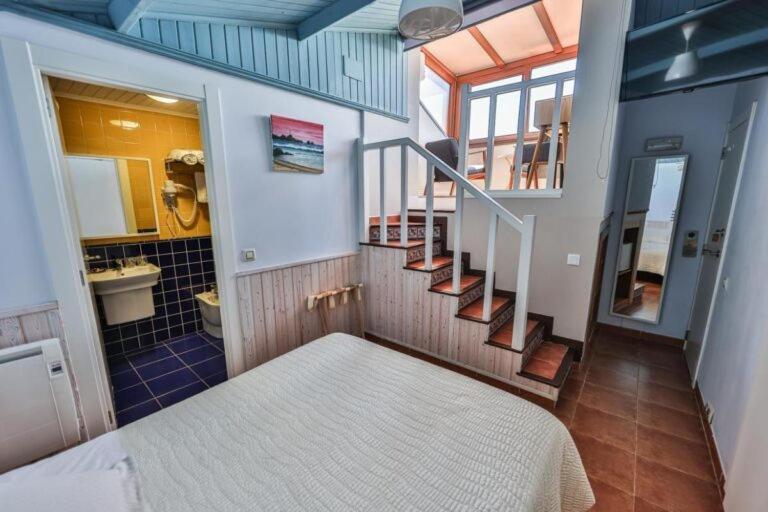 Hotel Puerto Arnela Camarinas Luaran gambar